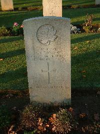 Bretteville Sur Laize Canadian War Cemetery - Dawson, Howard Thomas