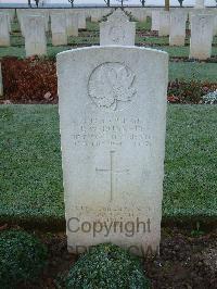 Bretteville Sur Laize Canadian War Cemetery - Dunnett, David William