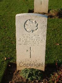 Bretteville Sur Laize Canadian War Cemetery - Eggleton, David Lloyd