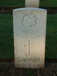 Bretteville Sur Laize Canadian War Cemetery - Ens, Frank