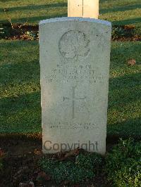 Bretteville Sur Laize Canadian War Cemetery - Farrant, Charles H.