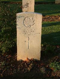 Bretteville Sur Laize Canadian War Cemetery - Furulie, Trygve