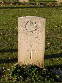 Bretteville Sur Laize Canadian War Cemetery - Garner, George Arnold