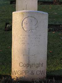 Bretteville Sur Laize Canadian War Cemetery - Gaydon, Robert W.