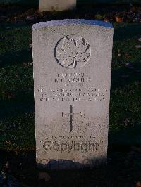 Bretteville Sur Laize Canadian War Cemetery - Gould, Robert Crossett