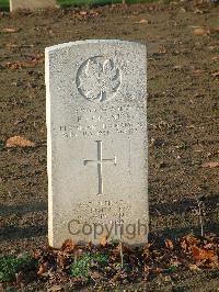 Bretteville Sur Laize Canadian War Cemetery - Grant, Elmer James