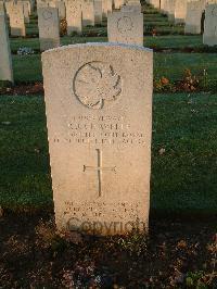 Bretteville Sur Laize Canadian War Cemetery - Gravelle, Robert Joseph