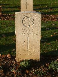 Bretteville Sur Laize Canadian War Cemetery - Grozik, Mark