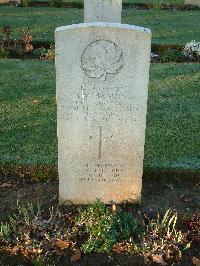 Bretteville Sur Laize Canadian War Cemetery - Hanson, Leo Martin