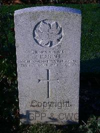 Bretteville Sur Laize Canadian War Cemetery - Harper, Philip