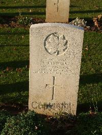 Bretteville Sur Laize Canadian War Cemetery - Hendren, Kenneth