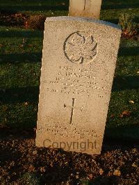 Bretteville Sur Laize Canadian War Cemetery - Henwood, Arnold