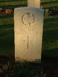 Bretteville Sur Laize Canadian War Cemetery - Hewitt, Frank W.