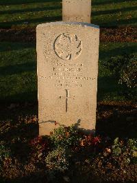 Bretteville Sur Laize Canadian War Cemetery - Hogan, Nelson J.