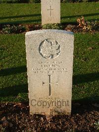 Bretteville Sur Laize Canadian War Cemetery - Holmes, John