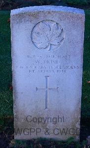 Bretteville Sur Laize Canadian War Cemetery - Hosie, William