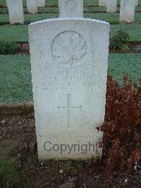 Bretteville Sur Laize Canadian War Cemetery - Hourd, Earl