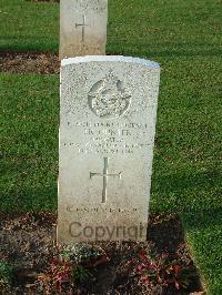 Bretteville Sur Laize Canadian War Cemetery - Hunter, Joseph Robert