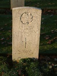 Bretteville Sur Laize Canadian War Cemetery - Hutton, Gordon