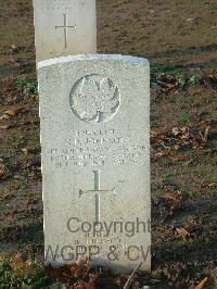 Bretteville Sur Laize Canadian War Cemetery - Johnson, Nels D.