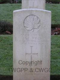 Bretteville Sur Laize Canadian War Cemetery - Jones, Jordan Gordon Clifford