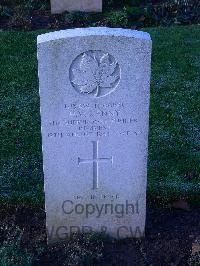 Bretteville Sur Laize Canadian War Cemetery - Kenny, Hugh Victor