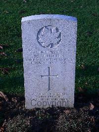 Bretteville Sur Laize Canadian War Cemetery - Kercher, Edwin Robert