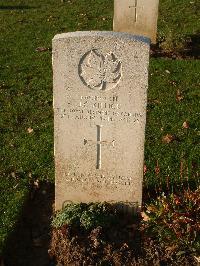 Bretteville Sur Laize Canadian War Cemetery - Killick, John C.