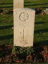 Bretteville Sur Laize Canadian War Cemetery - Kubian, Kizer