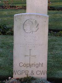 Bretteville Sur Laize Canadian War Cemetery - Lainez, Augustus