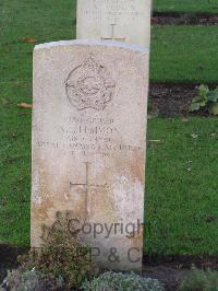 Bretteville Sur Laize Canadian War Cemetery - Lemmon, R E