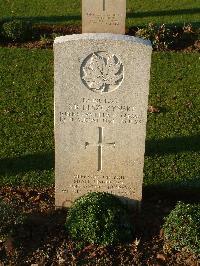 Bretteville Sur Laize Canadian War Cemetery - Leszczynski, Stanley Bernard