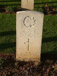 Bretteville Sur Laize Canadian War Cemetery - Lister, William George