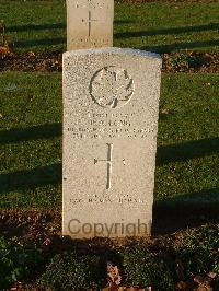 Bretteville Sur Laize Canadian War Cemetery - Long, Robert A.