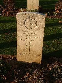 Bretteville Sur Laize Canadian War Cemetery - Love, Richard M. D.