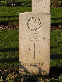 Bretteville Sur Laize Canadian War Cemetery - Loyst, William S.