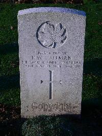 Bretteville Sur Laize Canadian War Cemetery - Luffman, Harold W.