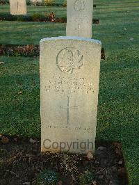 Bretteville Sur Laize Canadian War Cemetery - MacDonald, Allan B.