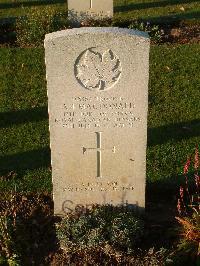 Bretteville Sur Laize Canadian War Cemetery - MacDonald, Anselm John