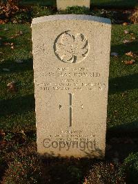 Bretteville Sur Laize Canadian War Cemetery - MacDonald, George Wilfred