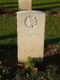 Bretteville Sur Laize Canadian War Cemetery - MacDonald, Lloyd Kenneth