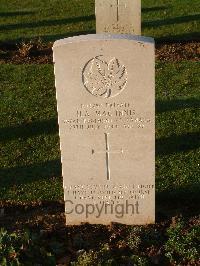 Bretteville Sur Laize Canadian War Cemetery - MacInnis, Hugh Alphonse