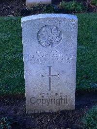 Bretteville Sur Laize Canadian War Cemetery - MacLachlan, Roland F.