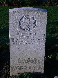 Bretteville Sur Laize Canadian War Cemetery - Mann, George W.