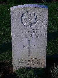 Bretteville Sur Laize Canadian War Cemetery - Mark, William E.