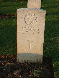 Bretteville Sur Laize Canadian War Cemetery - Marshall, Raymond J.