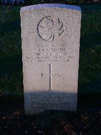 Bretteville Sur Laize Canadian War Cemetery - Martin, Hubert J.