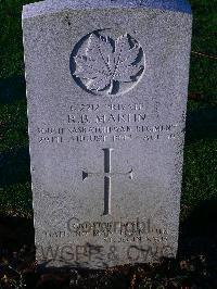 Bretteville Sur Laize Canadian War Cemetery - Martin, Roy B.