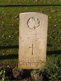 Bretteville Sur Laize Canadian War Cemetery - McCort, Robert John