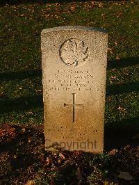 Bretteville Sur Laize Canadian War Cemetery - McGarry, Ralph J.